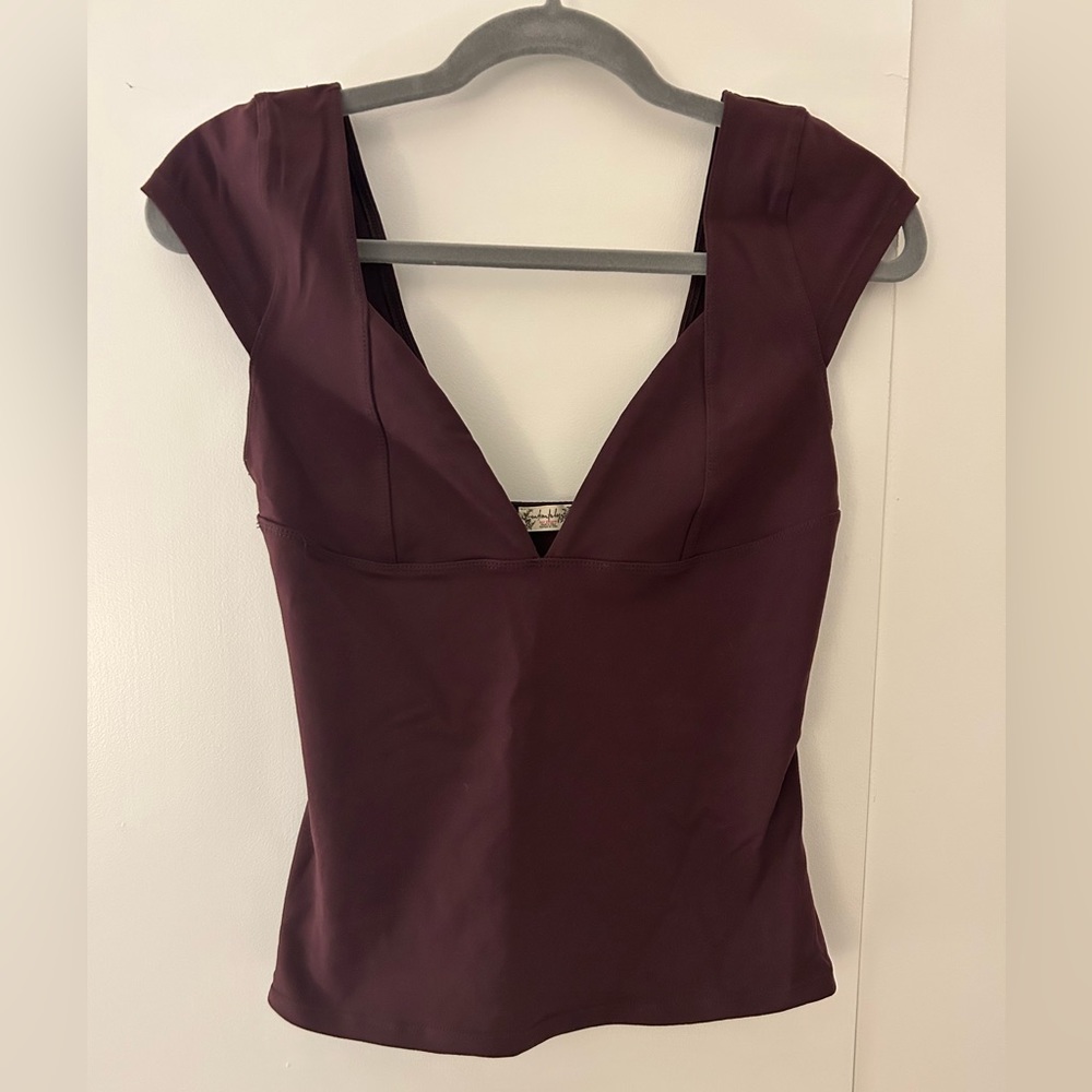 Free People Plum fitted top, Size M